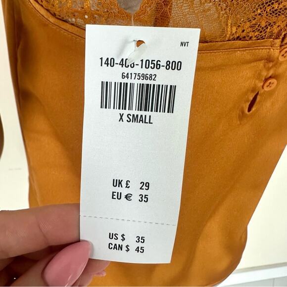 NWT!!! Abercrombie & Fitch women tank top size XS - Picture 4 of 7